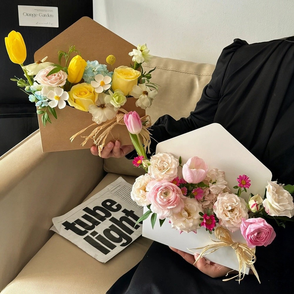 Envelope Shaped Cardboard Flow - Florist Supply Shop ulasan dan harga